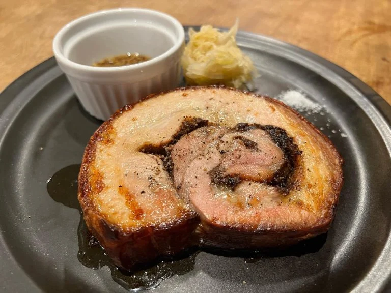 カリカリじゅわじゅわ🐖 クラフトビール/名古屋/名駅/国際センター/昼飲み/居酒屋
