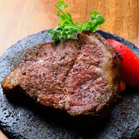 名駅の美味しいクラフトビールなら当店へ！スパイスが堪らない逸品と乾杯！