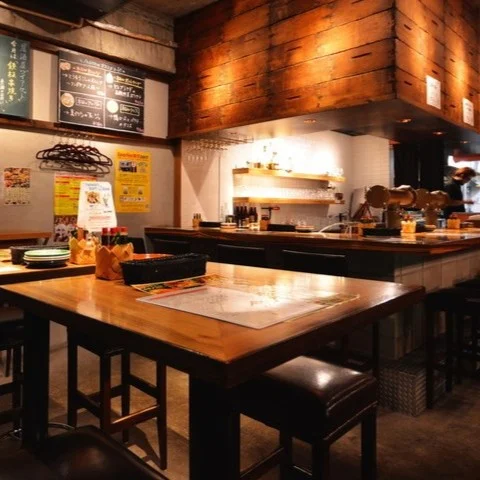 クラフトビール醸造所&ダイニング ワイマーケット ブルーイング キッチンの店内